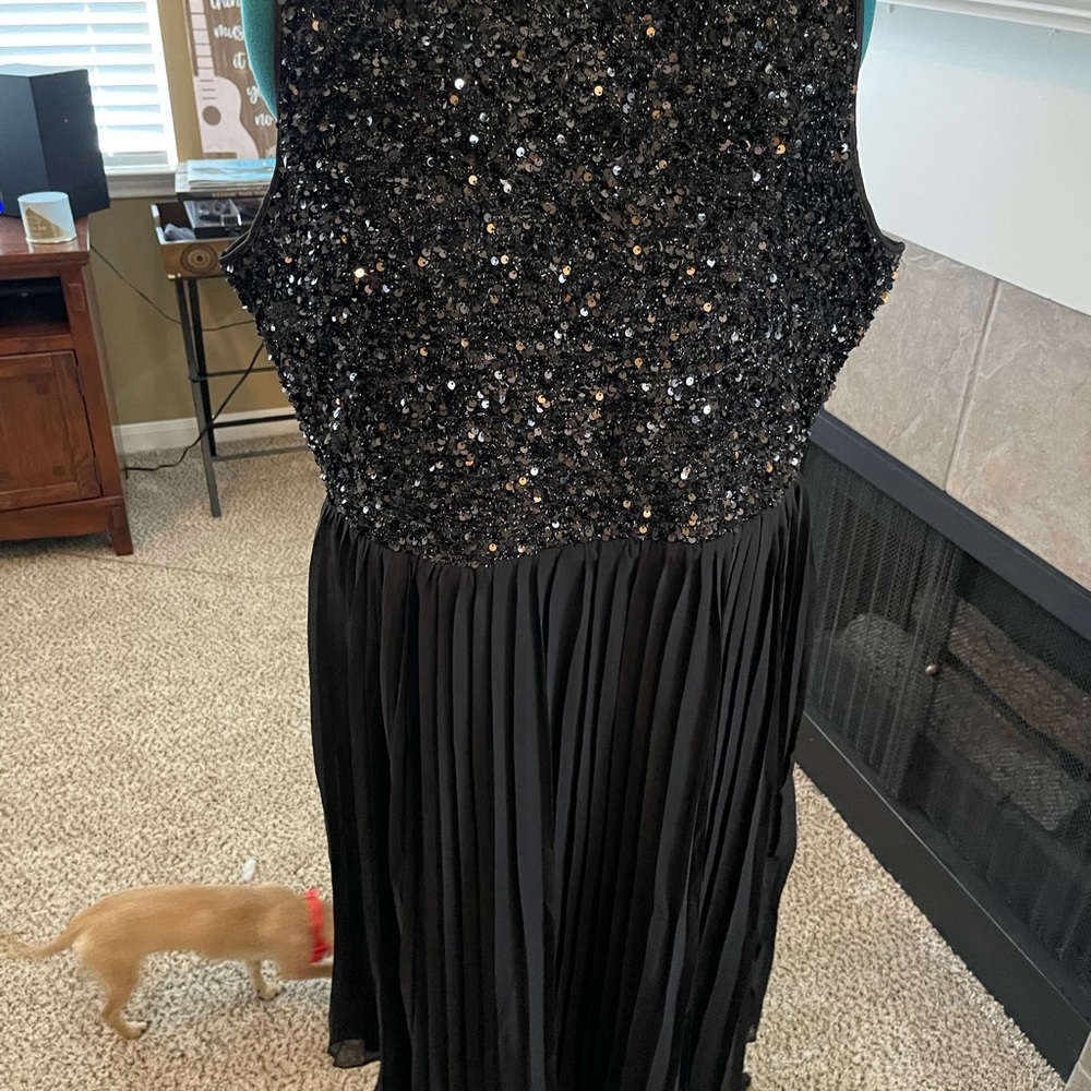 Boohoo cocktail dress size 18